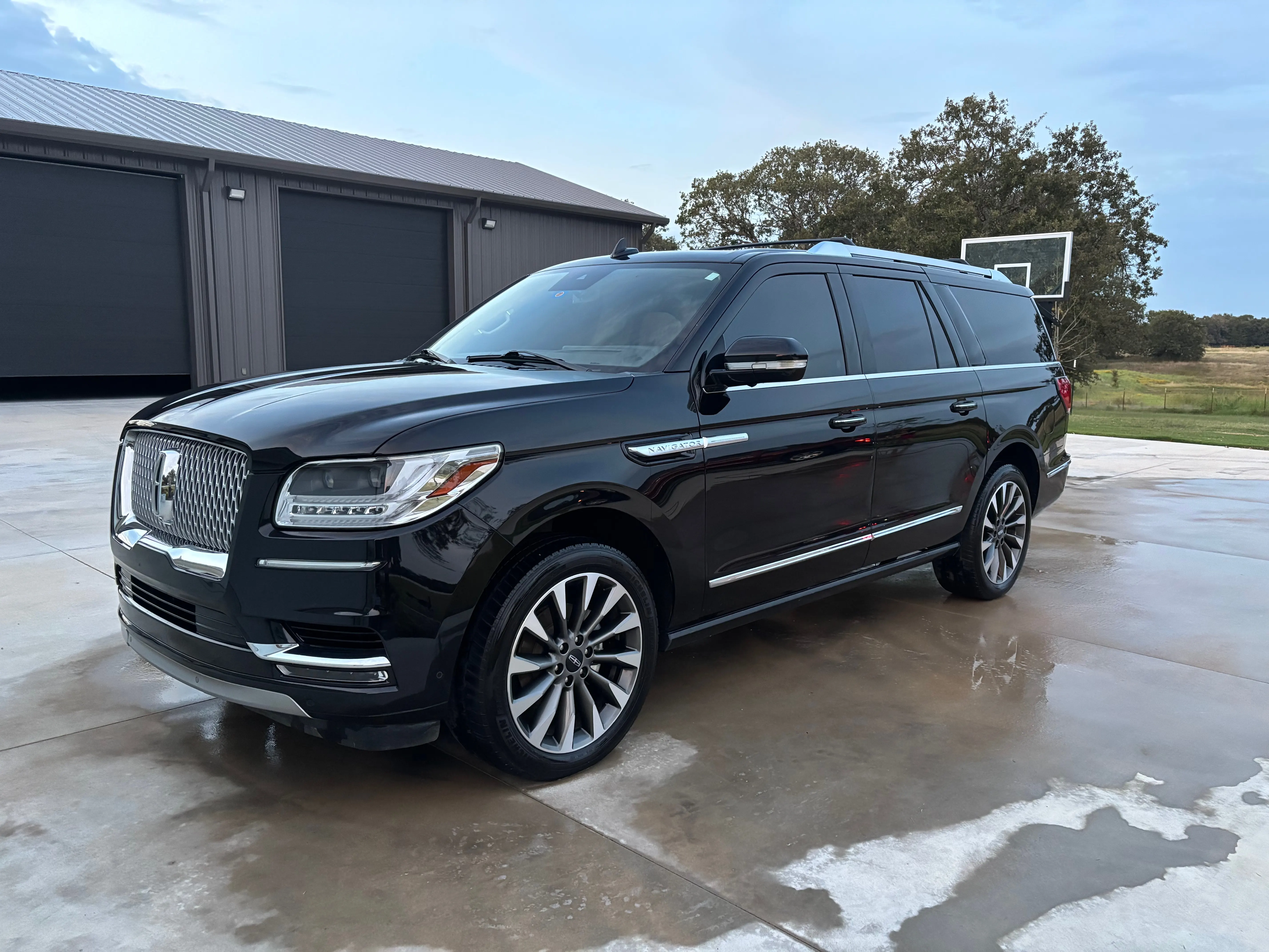 Express Exterior